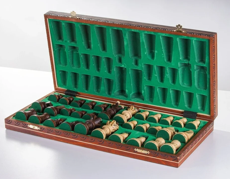 Ambassador wooden chess set | Storage space for chess pieces
