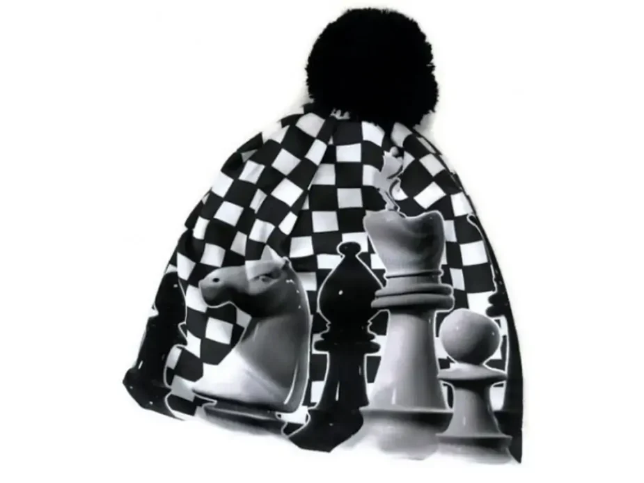 Chess hat | Protect yourself from the cold with a chess style